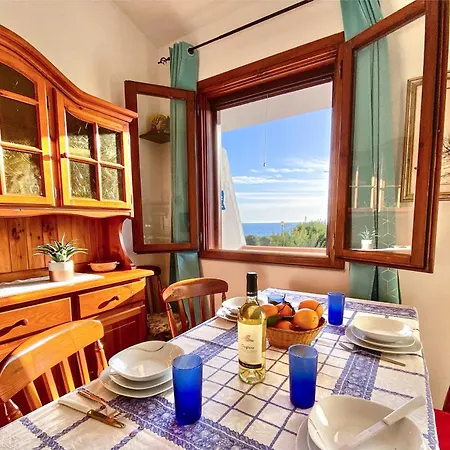 Feriehus Flower House Funtana Meiga